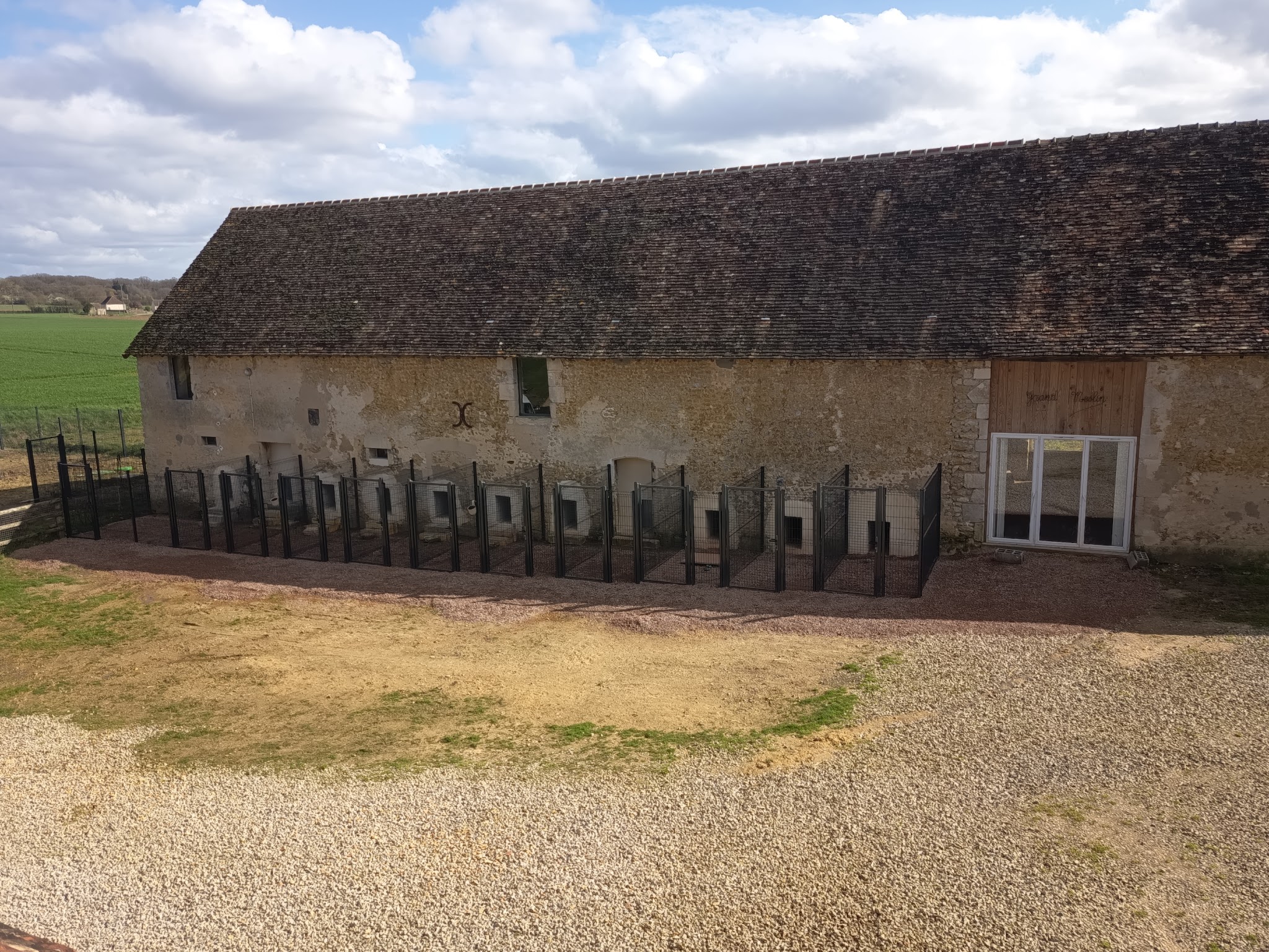 PENSION CANINE DU GRAND MESLIN — photo
