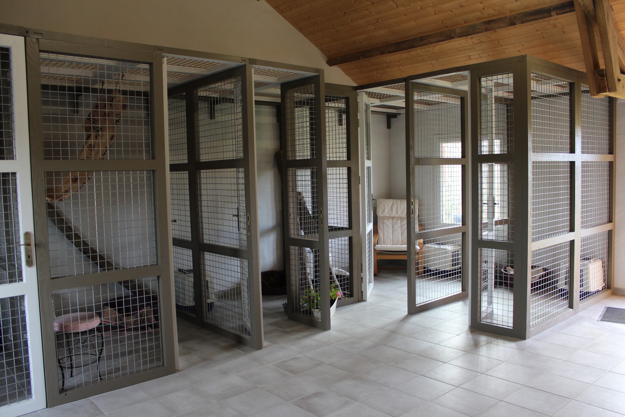 KENNEL GARDE — photo