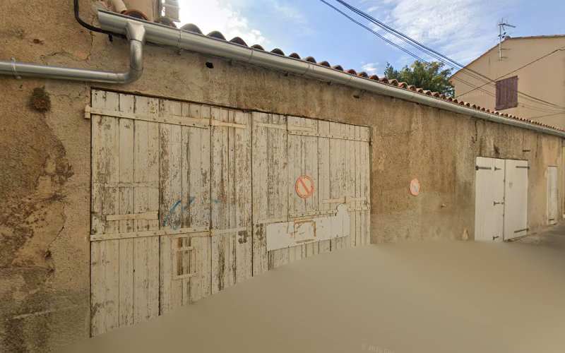 Poils de carotte, garde d'animaux roquevaire et alentours