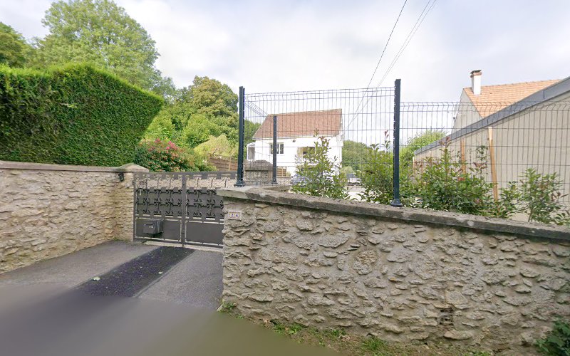 CLEB'SCHOOL